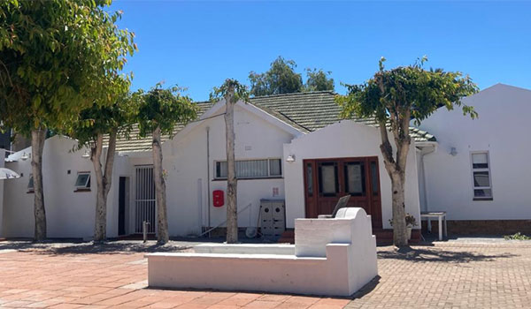 Foundation-House-FT